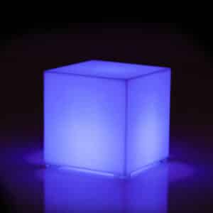 <h1><span>Cube  </span>Vondom Jut</h1>