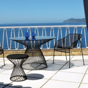 <h1><span>Table  </span>Emu Heaven</h1>