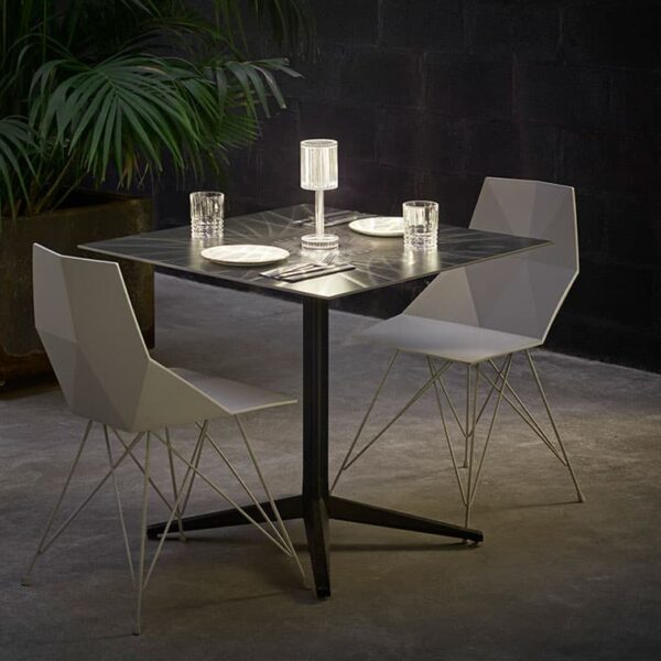 <h1><span>Lampe à poser </span>Vondom Gatsby</h1> – Image 2