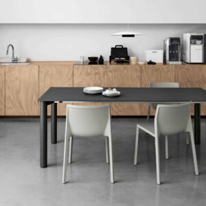 <h1><span>Table </span>Kristalia Bodoni</h1>