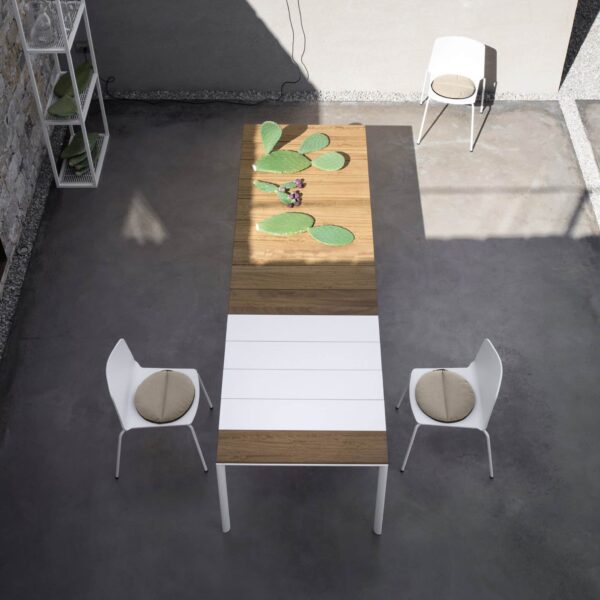 <h1><span>Table </span>Kristalia Maki slatted</h1> – Image 2