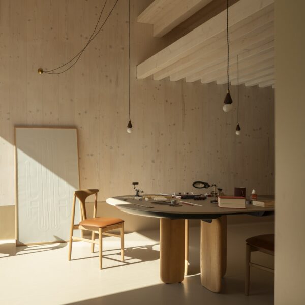 <h1><span>Table </span>Kristalia Pala</h1> – Image 3