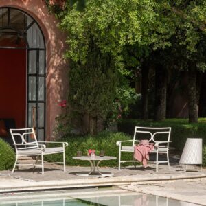 <h1><span>Table basse  </span>Emu Collier</h1>